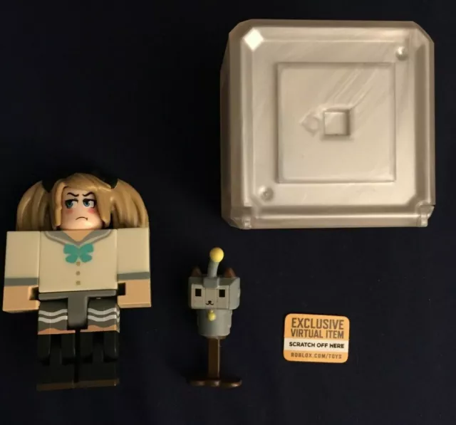 Roblox Toy Code Celebrity Series 2 Otakufaic Face *CODE ONLY MESSAGED*