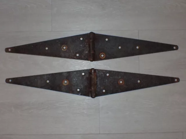 Two - Vintage Matching Rustic & Rusty T Strap Farm Hinges Barn Door Gate 12"