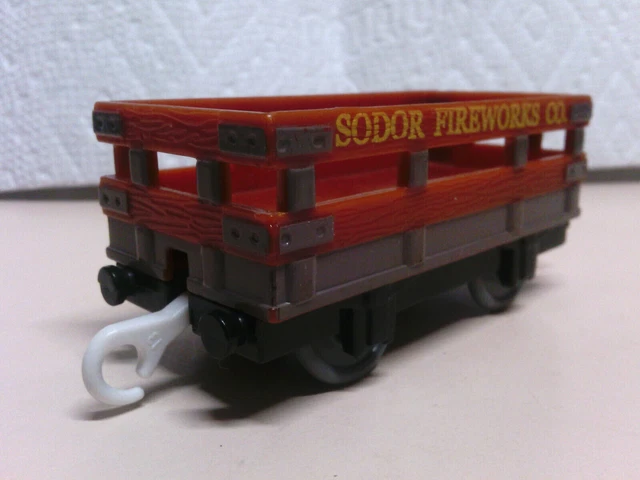 Bachmann HO Scale Thomas & Friends Sodor Scrap Company Wagon #77003...