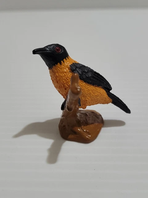 Yowie Superpowers Series Hooded Pitohui Animal Collection Collectible Figure 2"