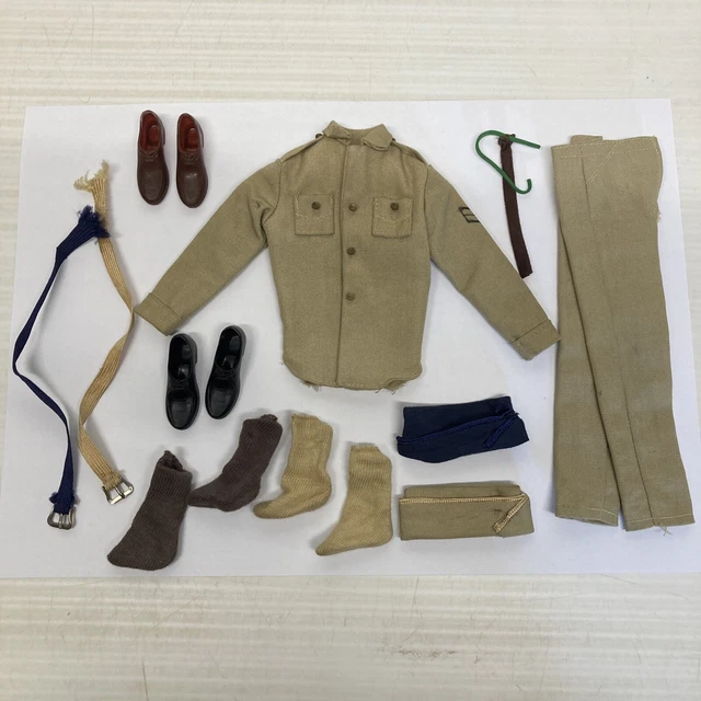 Barbie Ken Fashions Lot de 2 vêtements, 1 tenue et accessoire pour poupée Barbie