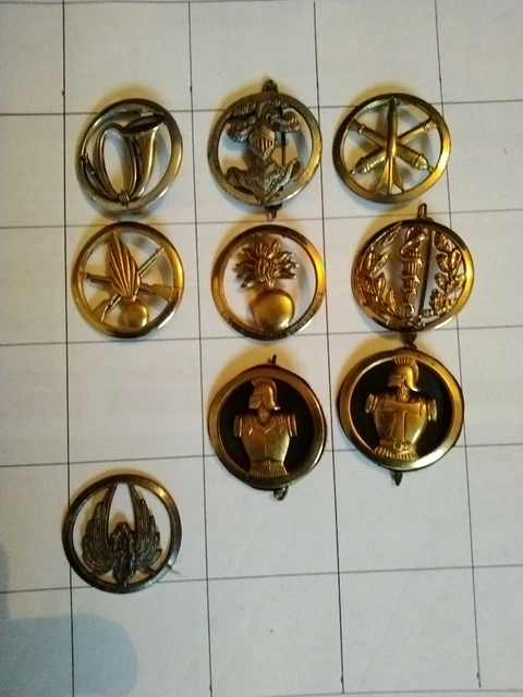 LOT INSIGNES DE bérets EUR 12,00 - PicClick FR
