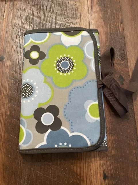 NWOT Thirty One Fold And Go Organizer With Notepad Floral