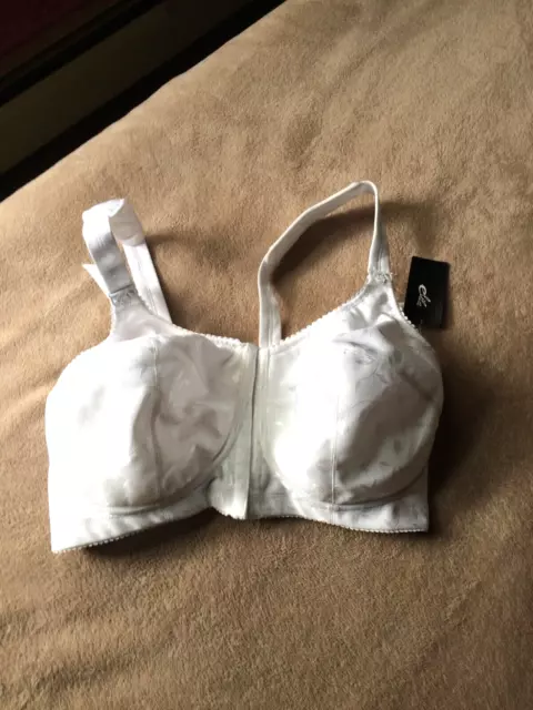 ELILA WHITE SOFT Cup Bra UK 50F Style 1303 Supportive straps, no
