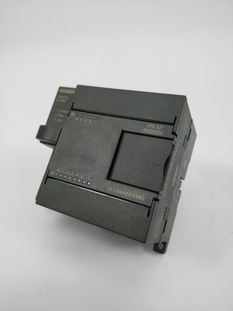 Siemens SIMATIC S7-200, CPU 221 6ES7211-0BA22-0XB0 at ₹ 25000/piece | Siemens PLC in Kannur | ID: 2855528761112