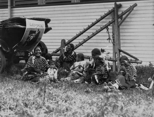 GROUP NATIVE AMERICAN women & children wearing traditional dress w Old ...