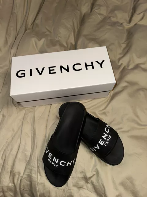 Mens givenchy deals sliders