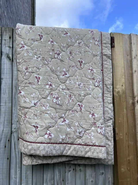 Double Quilt Bedspread