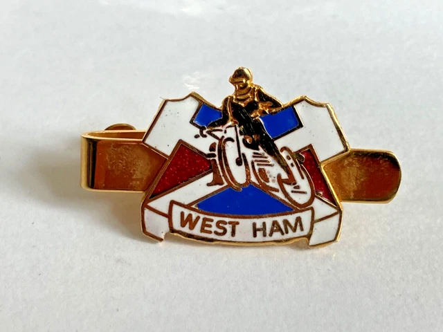 New badge for West Ham as supporters back updated design | London