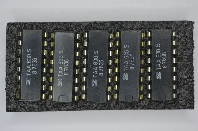 975039_4