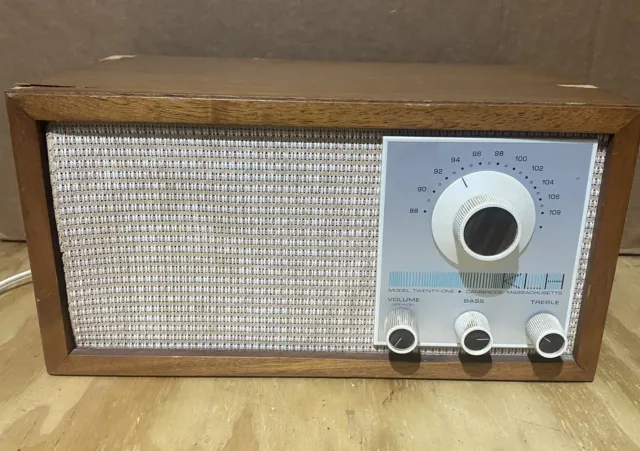 Vintage KLH Model Twenty One 21 FM Table Radio - Works!