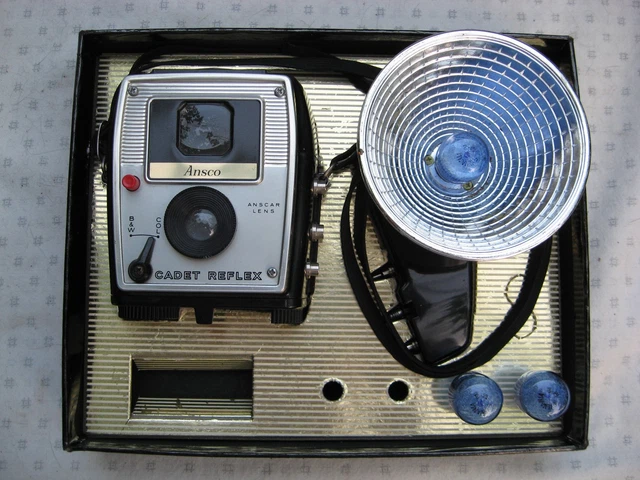 Appareil Photo Bakélite Miniature ARTIMA CADET - Made In France - Occasion
