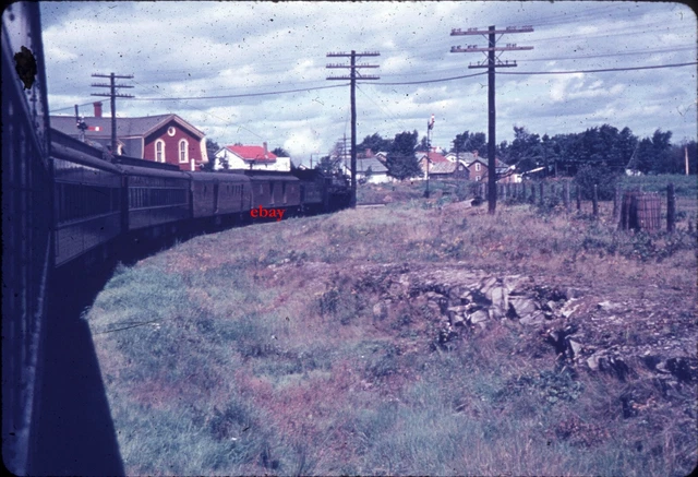 BX0 Quebec Central train approaching Quebec - Duplicate Slide