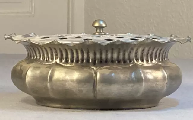 Vintage Italian Metal Pewter Flower FROG HOLDER Centerpiece Dish Arranging