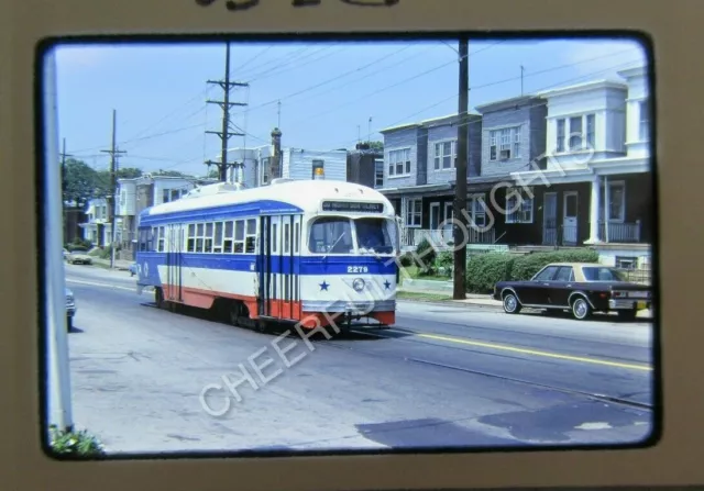 Original '80 Kodachrome Slide SEPTA PTC Philadelphia 2279 Trolley action    30R9