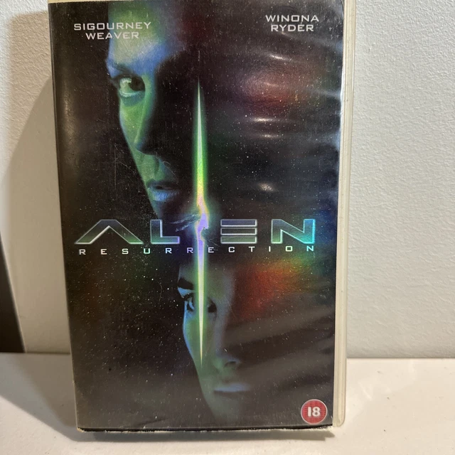 ALIEN RESURRECTION - Big box VHS - Sigourney Weaver - Winona Ryder ...