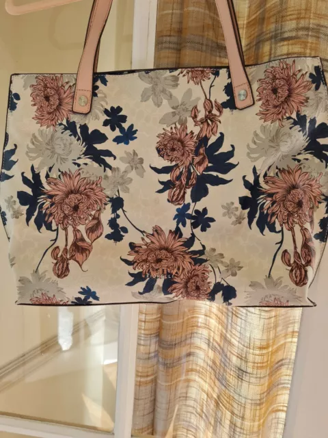 Floral fiorelli bag deals