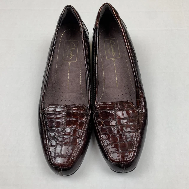 Clarks Everyday Timeless Loafer Slip On Dark Brown Croco Shoes Womens Size 9