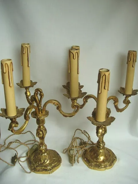 Importante ancienne paire de lampes de table 3 feux en bronze - style Louis XV