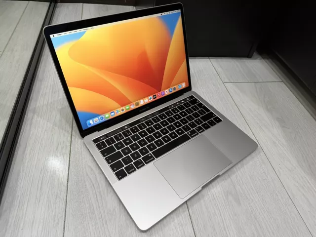 Apple MacBook Pro Retina 13,3" 2019 Touch Bar 512 GB SSD 16 GB RAM 2,8 GHz Core i7
