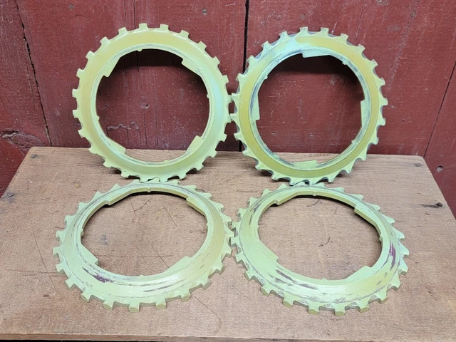 LOT OF 4 LUSTRAN JOHN DEERE CORN SEED PLANTER PLATES B7-24x FARM GARDEN