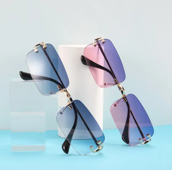 Gafas de sol para Mujeres moda 2021 Lente Cuadrado marca de lujo diseñador  UV400