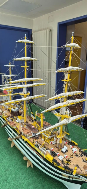 Modello nave SOVRANA DEI MARI - Collezionismo In vendita a Torino