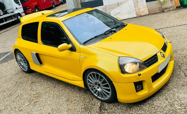 Renault Sport Clio V6 recreation 2.0 16v 182 f4r stunning car. swap swop px