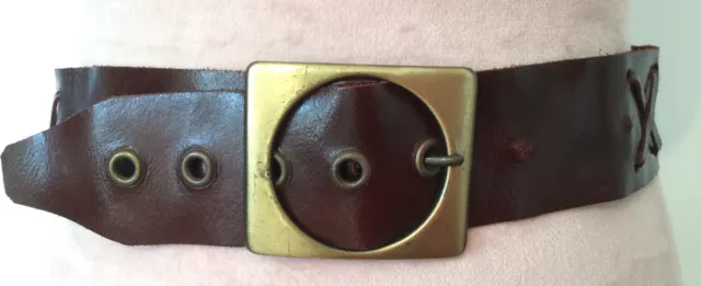 Vintage Retro 70’s/80’s woman’s leather  wine plum belt brass buckle 32-36”