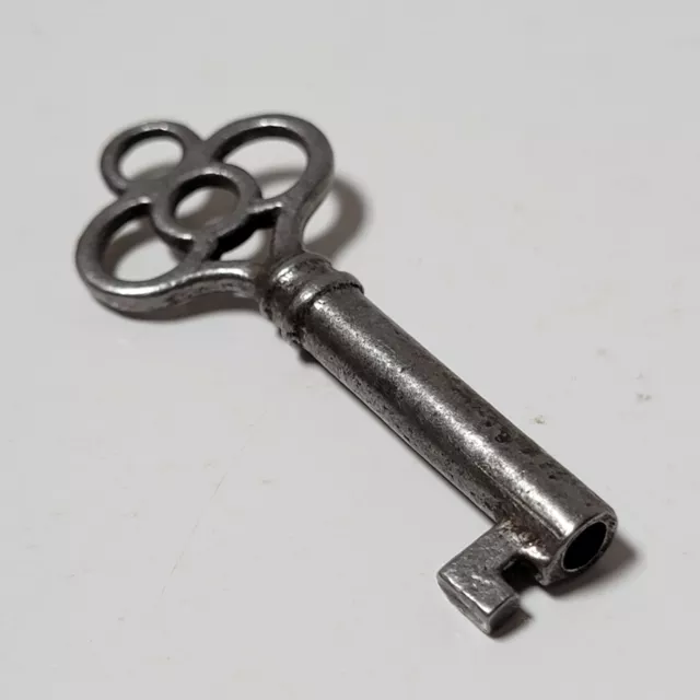 Vintage Old Ornate Open Barrel Antique Skeleton Key Approx 2" Long Cat# J11-14