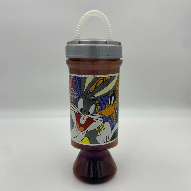 ASTROWORLD SIX FLAGS Theme Park Looney Tunes Bugs Bunny Daffy Duck