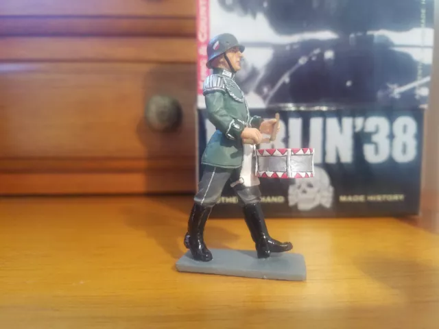 king & country Wehrmacht Marching Drummer LAH066 (RETIRED)