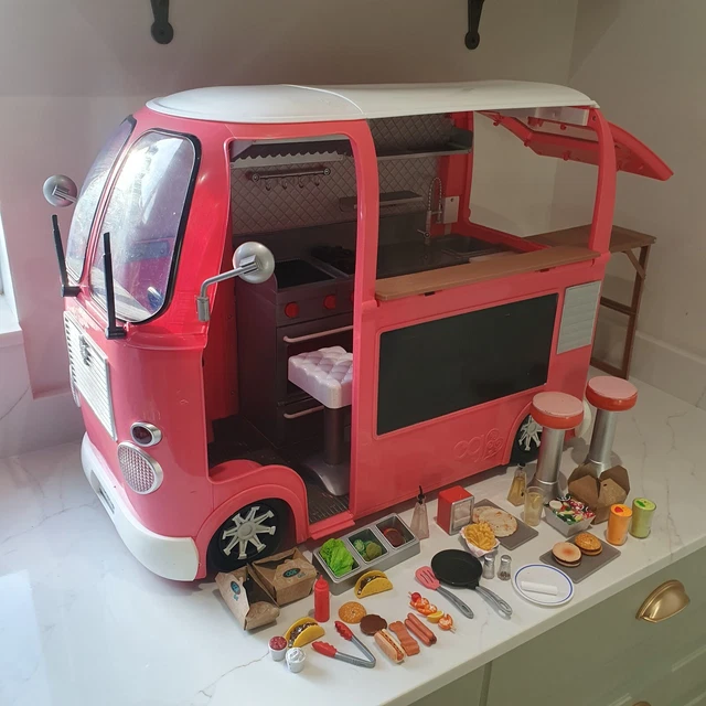 Köp Our Generation Docka Rayana Foodtruck 46 cm på