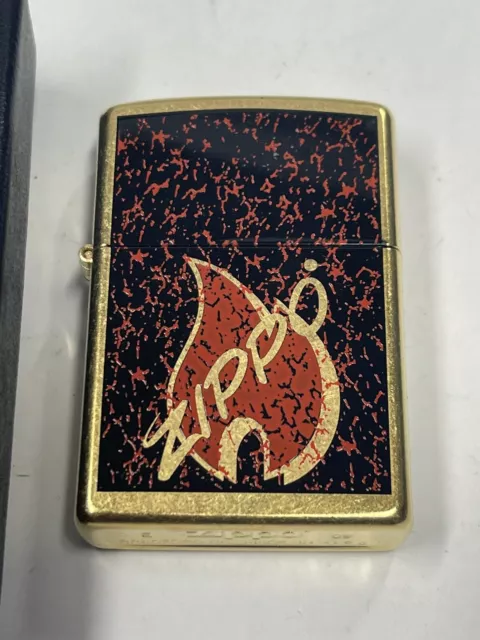 ZIPPO 2009 RETRO FLAME ON GOLD DUST LIGHTER UNFIRED IN BOX v232