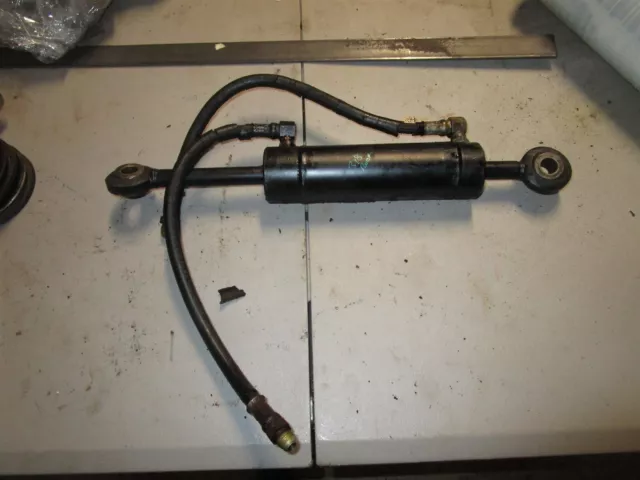 JOHN DEERE 318 322 332 POWER STEERING CYLINDER AM108777 $398 Ball sockets loose