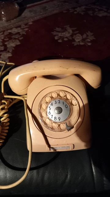 Teléfono