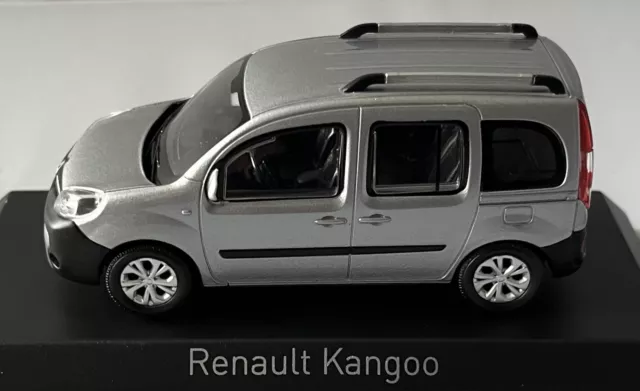 Renault Kangoo 2013 in silver, 1:43 scale diecast car model from Norev, 5111377