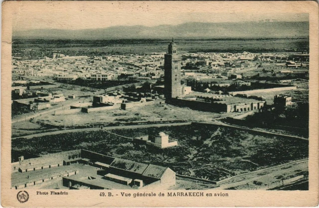 CPA AK MAROC MARRAKECH Vue générale de MARRAKECH en avion Flandrin (37935)