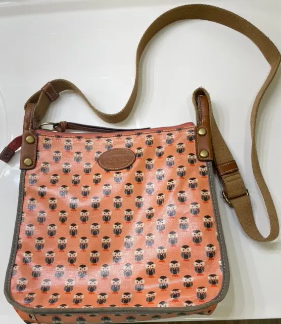 fossil crossbody bag owl pattern zip top gently used condition with defects