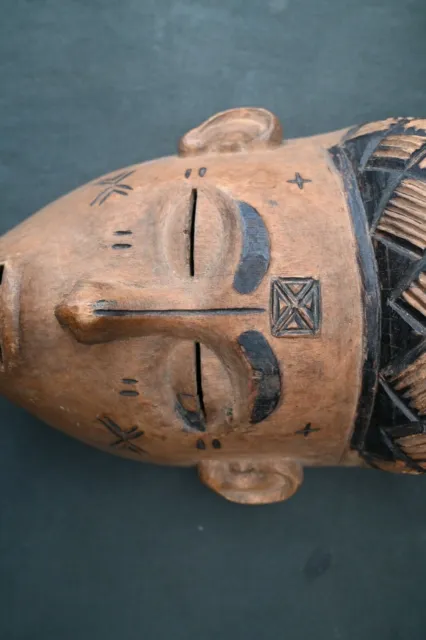 Genuine wooden mask from the Lwena, Angola 3