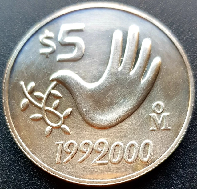 UNC 1999-2000 HAND OF PEACE MILLENNIUM SERIES $5 Mexico 31g. Silver Nice!