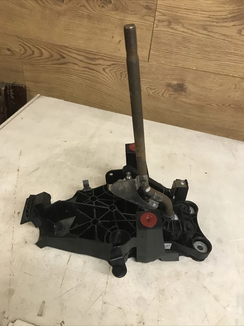 Acquista Copertura Della Leva Del Cambio Per Ford Fiesta MK6 Fusion Shift Boot Pomello Del Cambio Per Auto In Pelle Gear Shifter Boot Copertura Antipolvere Gear Ghetta Nero Rosso In Italia A - Foto 8