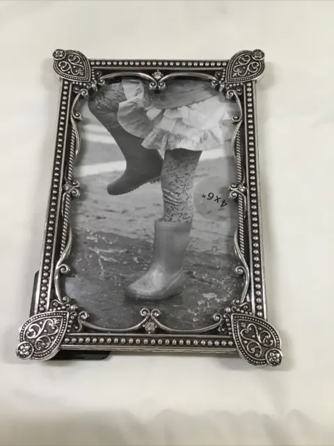 Ornate Metal Picture Frame Hold 4 X6 Photo