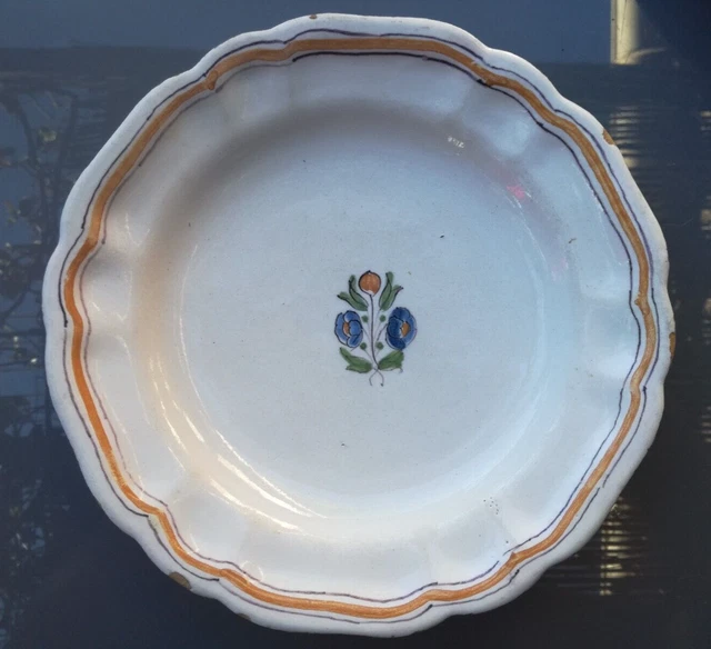 Ancienne & belle assiette en faïence de Moustiers 19ème XIX N°1 Céramique