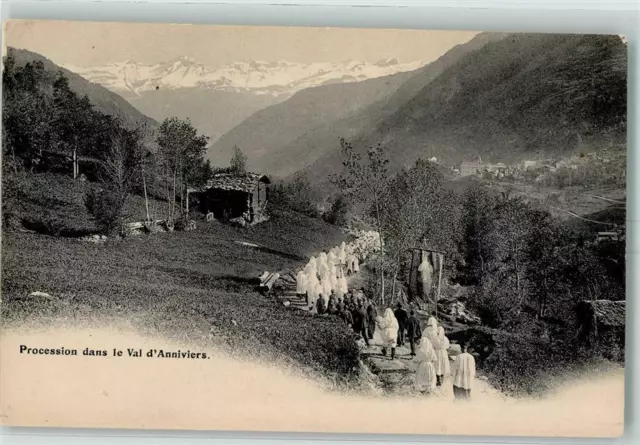 13172870 - Vissoie Procession dans le Val dAnniviers Wallis / Valais VS