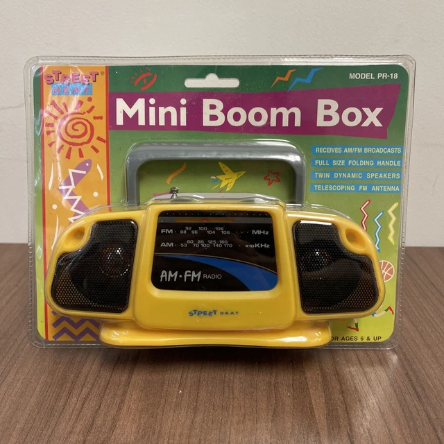 STREET BEAT MINI Boom Box 1996 AM/FM Radio by Lenoxx Yellow PR-18 New ...