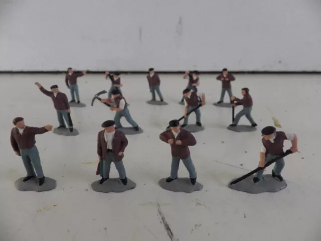 13  L.M.S  Model Railway People Workmen  hand painted  Dapol Figures OO Gauge