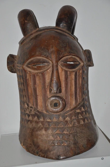 African Tribal Art,tetela mask from Southeastern Congo(Zaire)