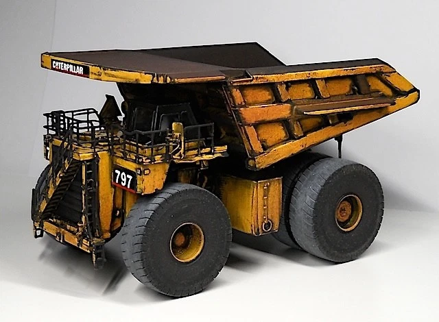 Miniature CCM 1/87 – Boîte CATERPILLAR 797 Avec COA – Modèle De Collection