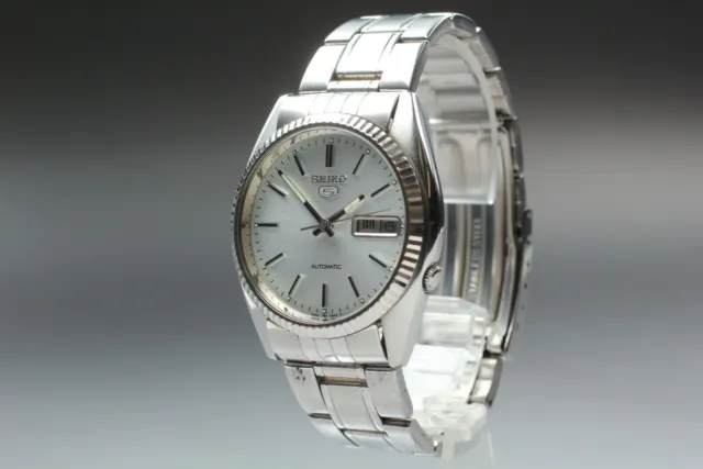 [Exc+5] SEIKO 5 automatico 7009-3110 orologio da uomo argento giorno/data... 2